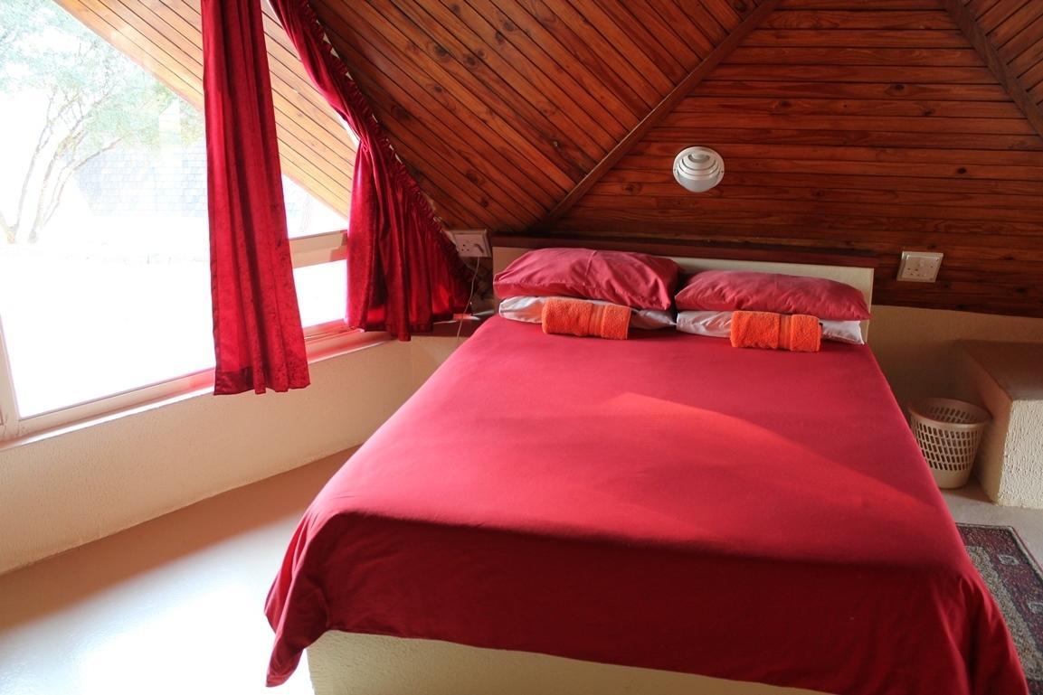 Pyramids Motel Van Reenen Экстерьер фото